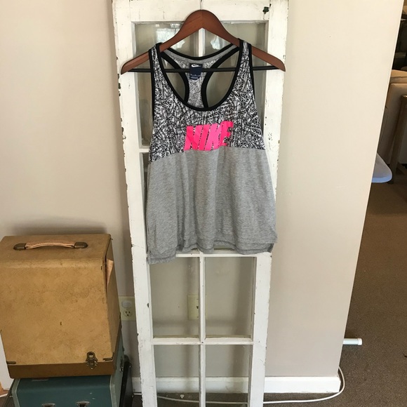 ••Nike Racer back hi low tank size XL••